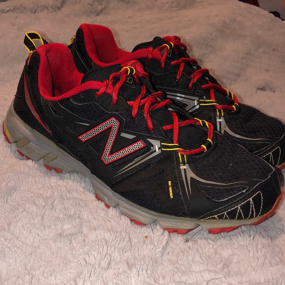 New Balance men’s sneakers